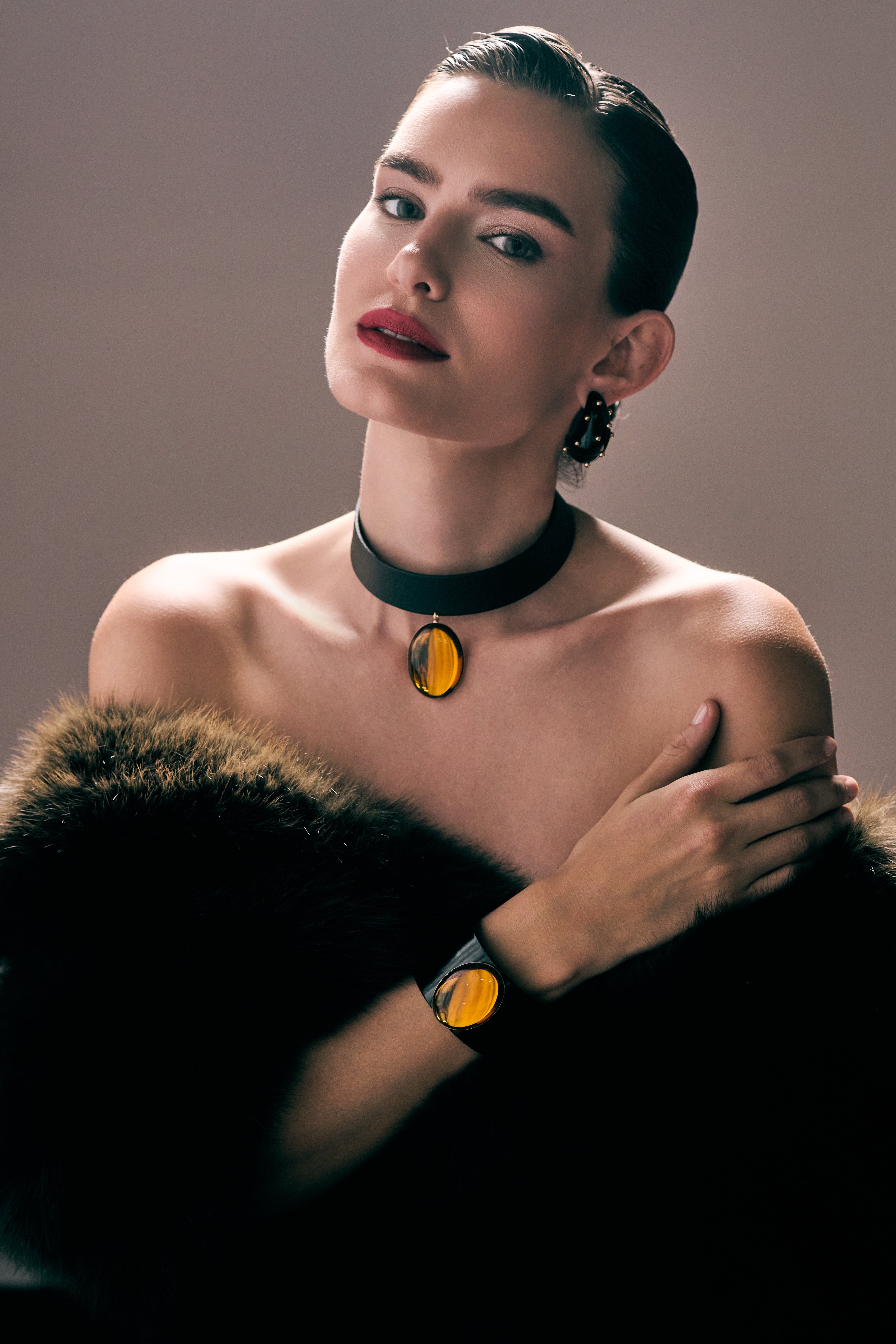 Choker Amber Dome