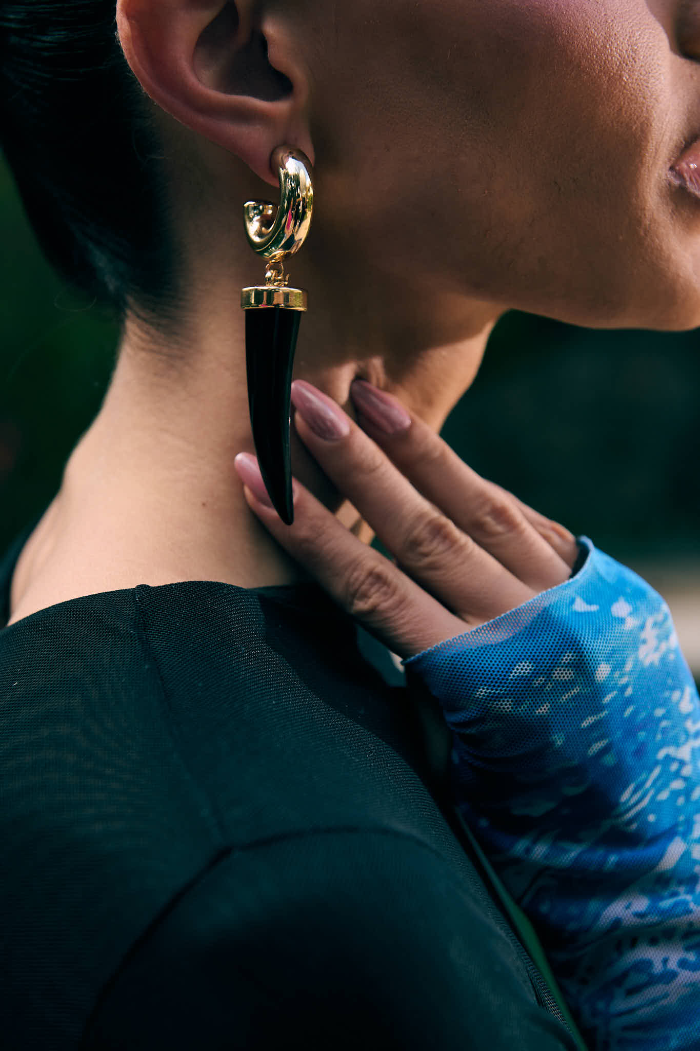 Brinco Dente de Tigre Preto