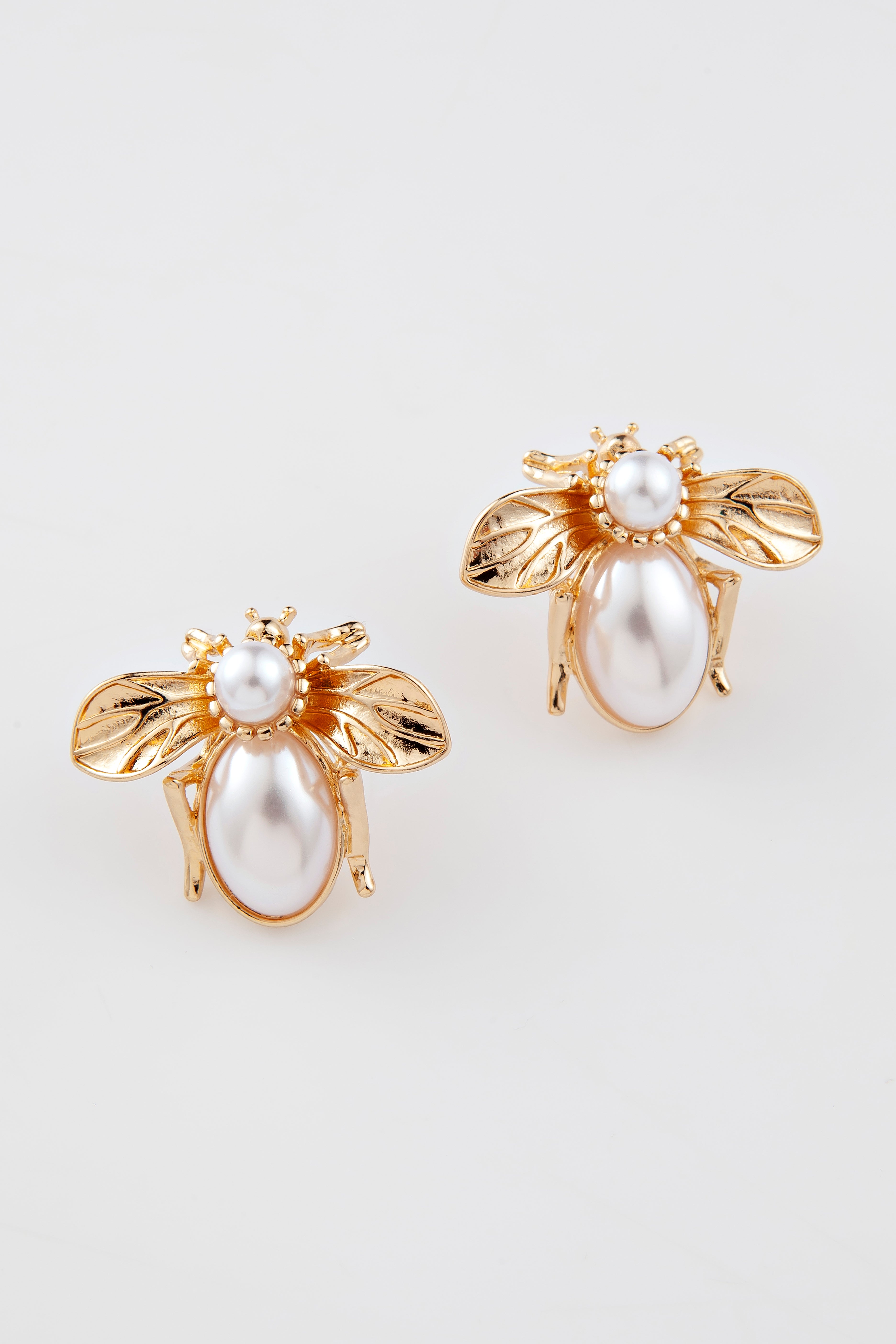 Brinco Bee Pearl