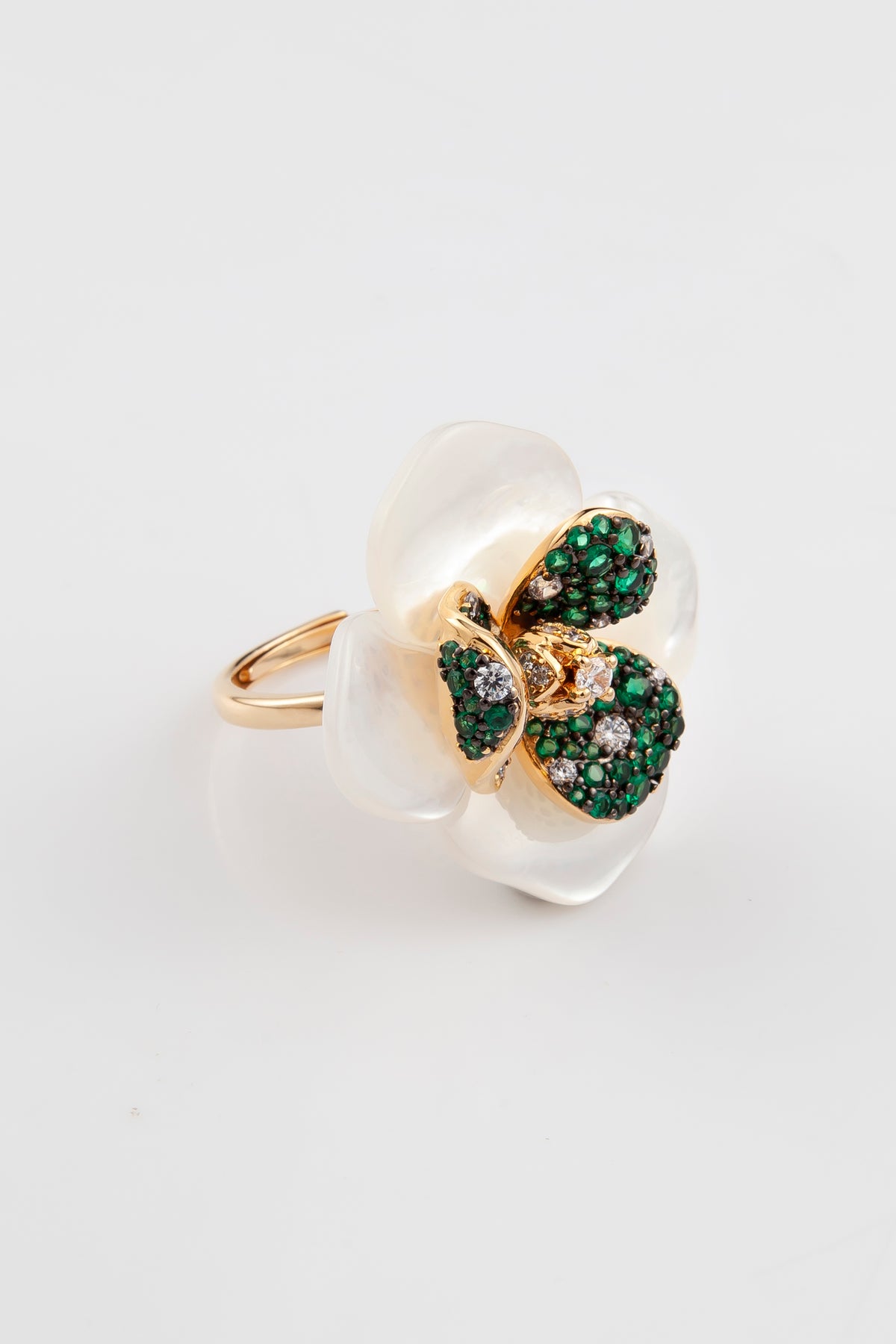 Anel Camelia
